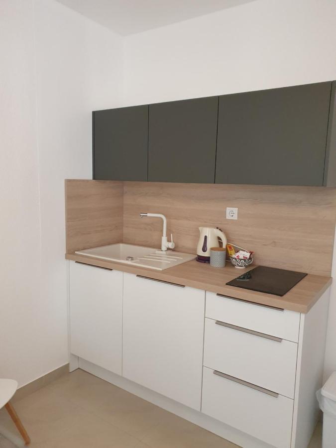 Apartmani Eterovic Apartment Baska Voda