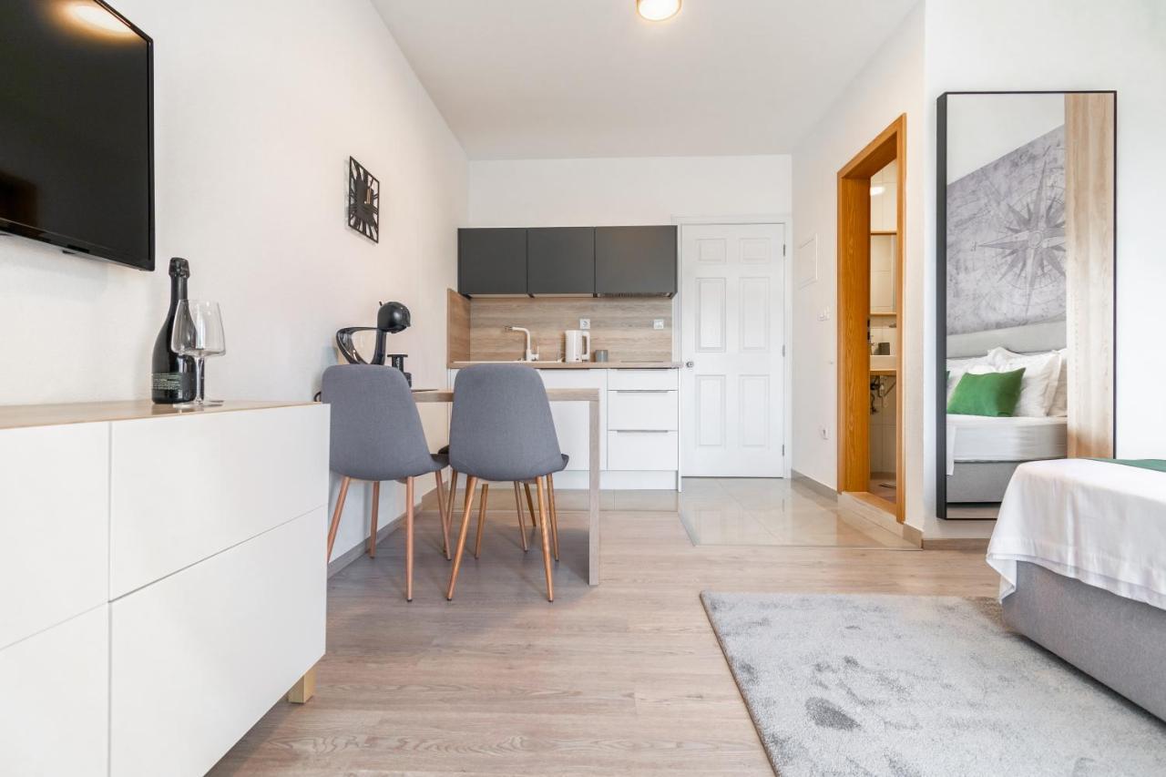 Apartmani Eterovic * Baska Voda